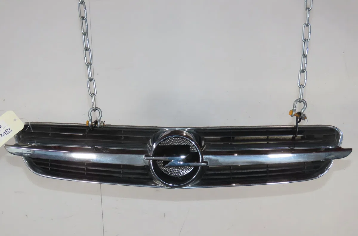 Calandre Opel VECTRA C (Z02) 1.9 cdti (f69) (2005-2008) occasion — photo 2
