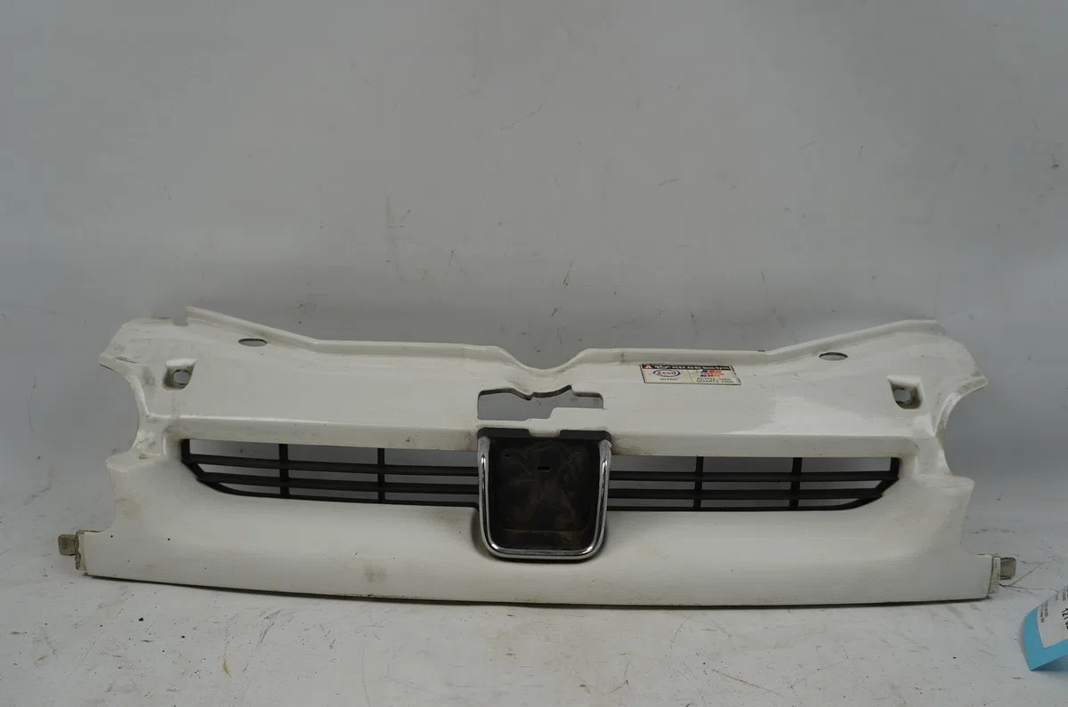 Calandre Peugeot PARTNER Camionnette-Monospace (5_, G_) 1.9 d (1996-2002) 3 portes occasion — photo 2