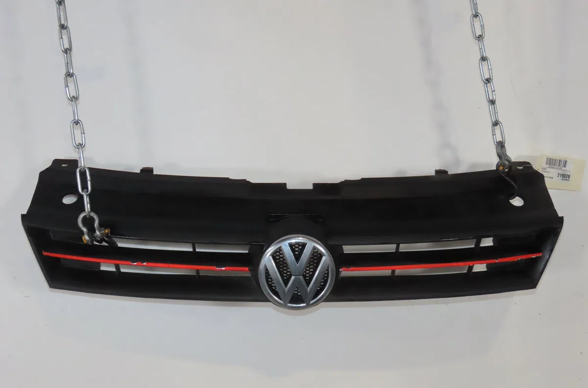 Calandre Volkswagen POLO V (6R1, 6C1) 1.2 tdi (2009) 5 portes occasion — photo 4