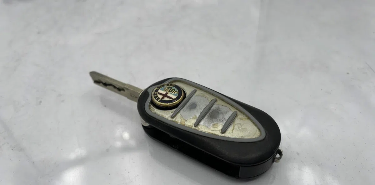 Calculateur moteur ALFA ROMEO MITO PHASE 1 occasion — photo 3