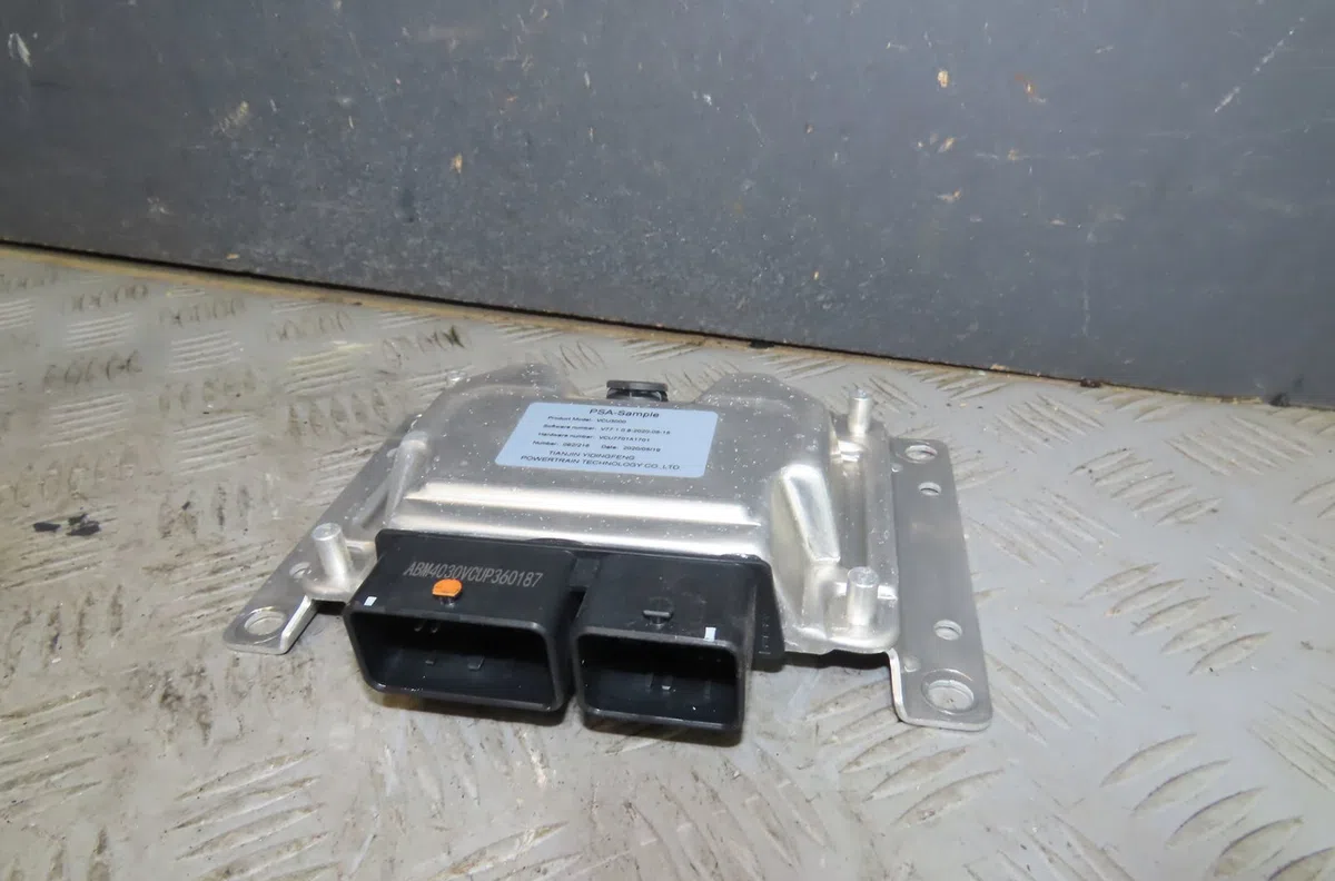 Calculateur moteur CITROEN AMI occasion — photo 4