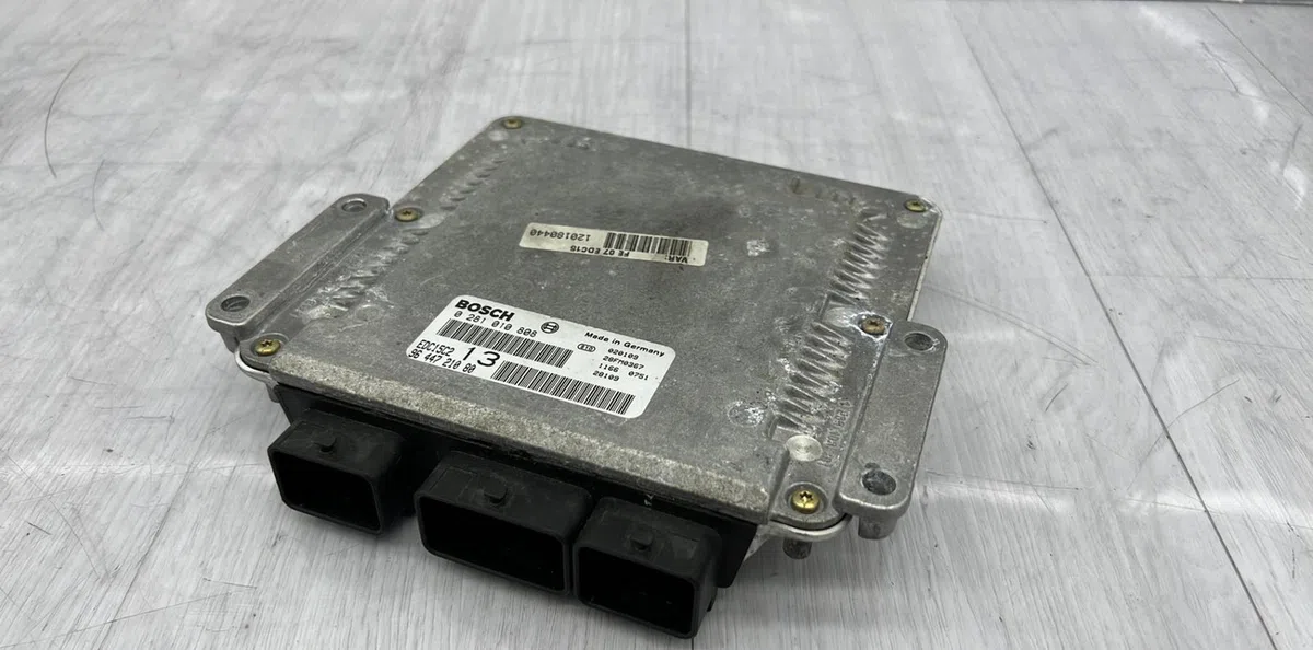 Calculateur moteur CITROEN C5 1 PHASE 1 occasion — photo 3