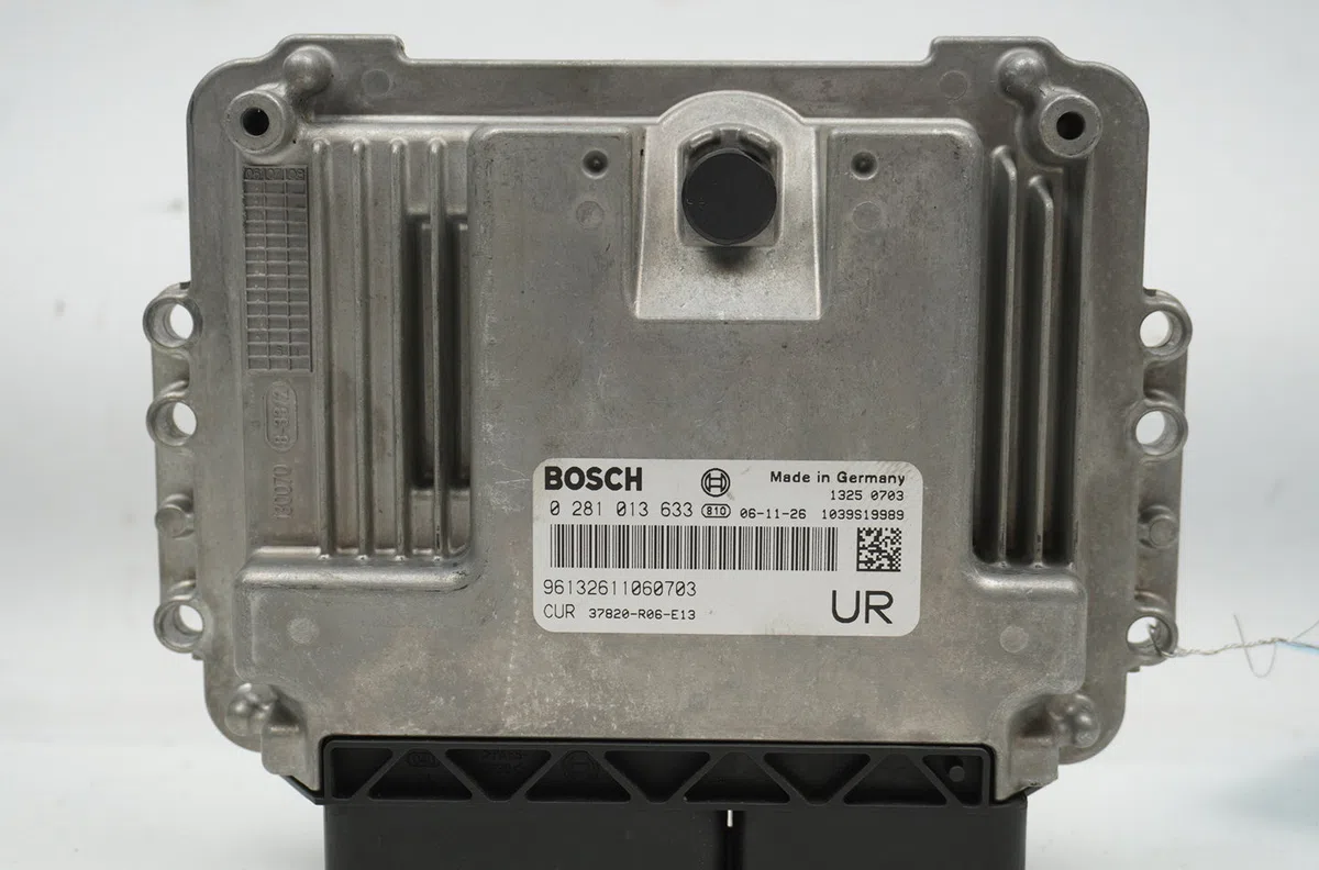 Calculateur moteur Honda CR-V III (RE_) 2.2 i-ctdi 4wd (re6) (2007) occasion — photo 2