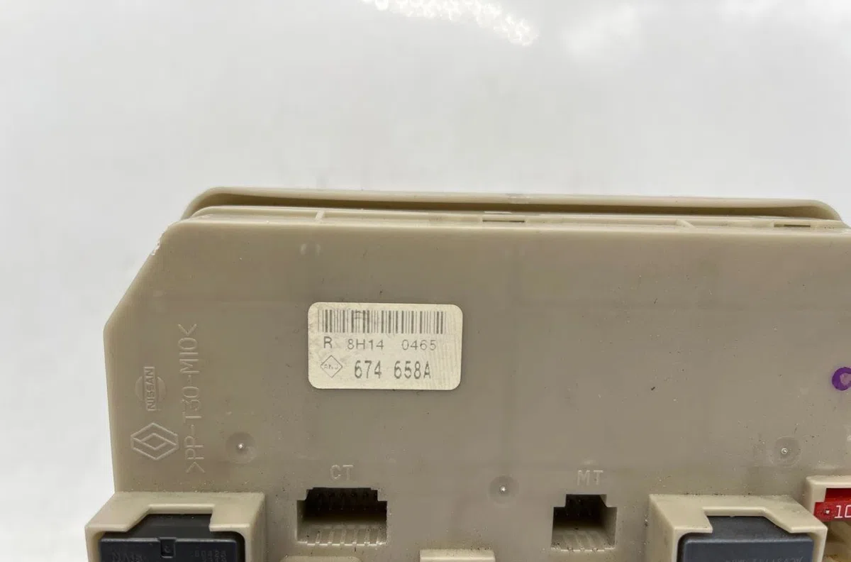 Calculateur moteur RENAULT CLIO 3 PHASE 1 occasion — photo 4