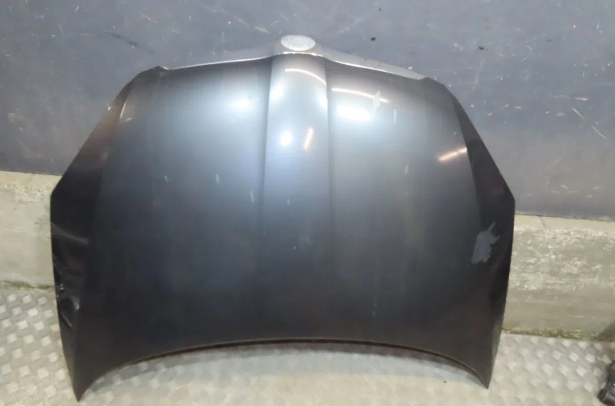Capot Dacia SANDERO 1.6 mpi 85 (bs03) (2010-2013) occasion — photo 2