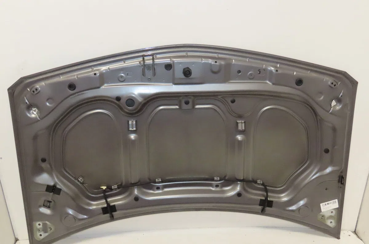 Capot Renault MEGANE II Break (KM0-1_) 1.5 dci (km02, km13) (2004-2006) occasion — photo 2