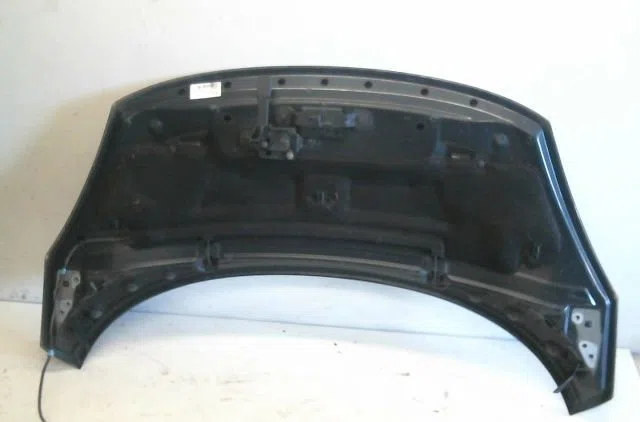 Capot Renault SCÉNIC III (JZ0-1_) 1.5 dci (2009) 5 portes occasion — photo 2