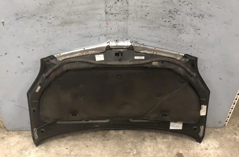 Capot Toyota COROLLA Verso (_E12_) 2.0 d-4d (cde120_) (2002-2004) occasion — photo 2