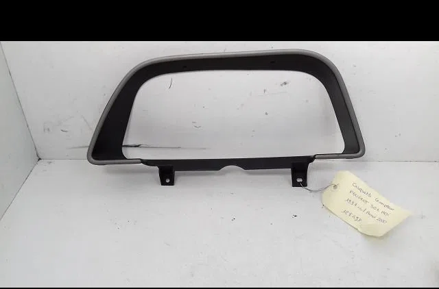Casquette supérieure tableau de bord Peugeot 306 3-5 portes (7A, 7C, N3, N5) 2.0 hdi 90 (1999-2002) occasion — photo 2