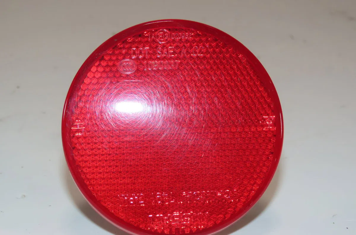 Catadioptre ard Nissan X-TRAIL II (T31) 2.0 dci 4x4 (2007-2013) occasion — photo 2