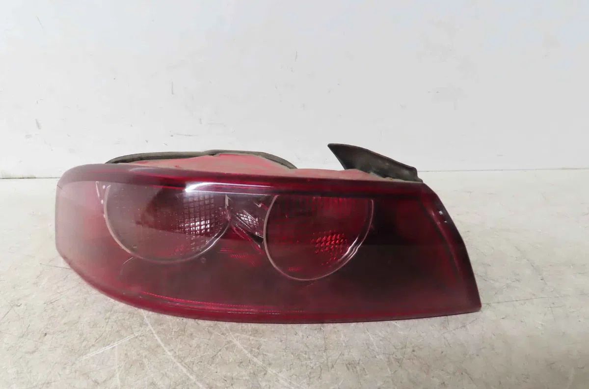 Catadioptre arg ALFA ROMEO 159 occasion — photo 4
