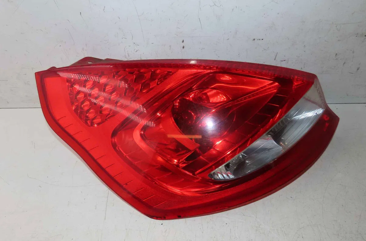 Catadioptre arg FORD FIESTA VI occasion