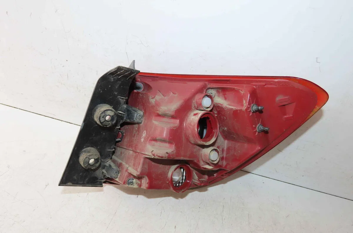 Catadioptre arg KIA RIO IV occasion — photo 3
