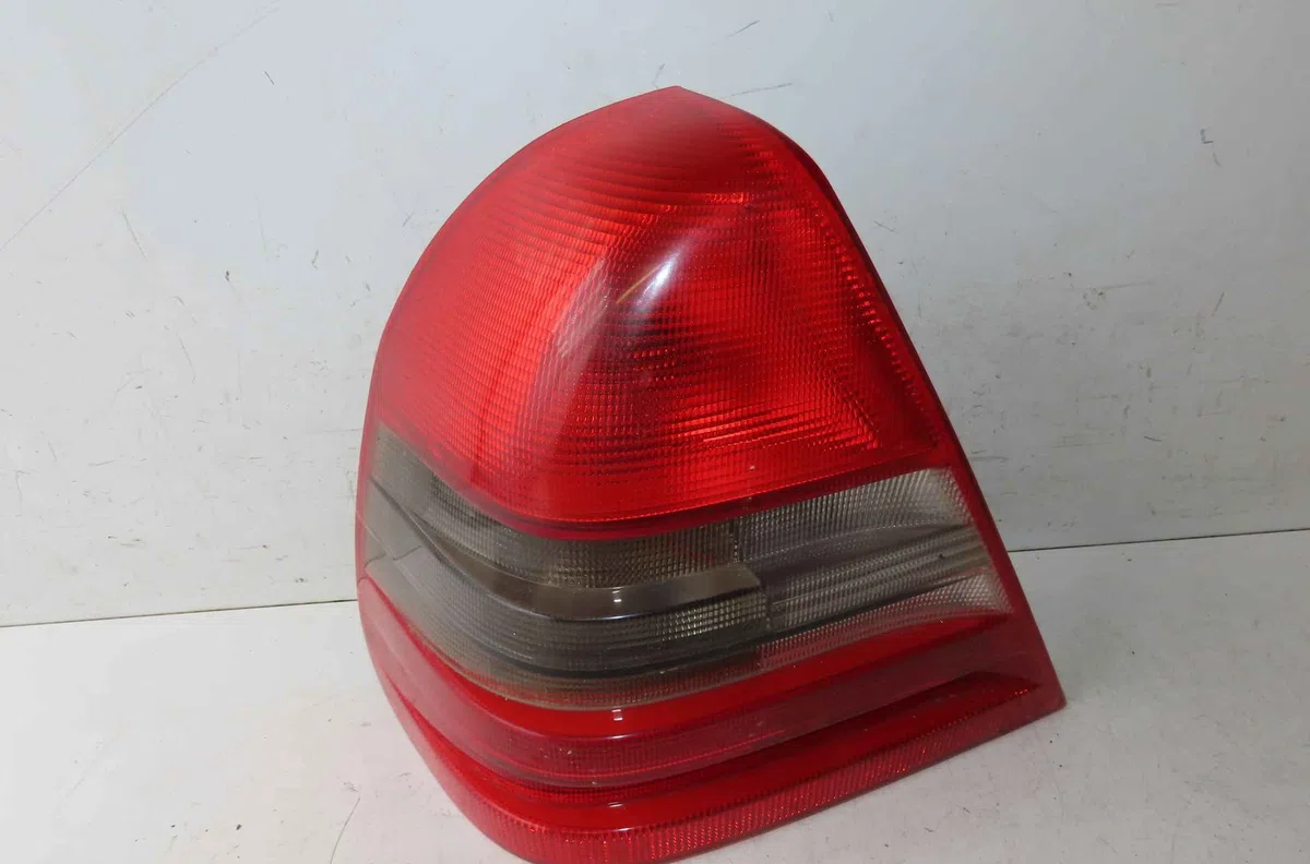 Catadioptre arg MERCEDES CLASSE C I occasion — photo 4