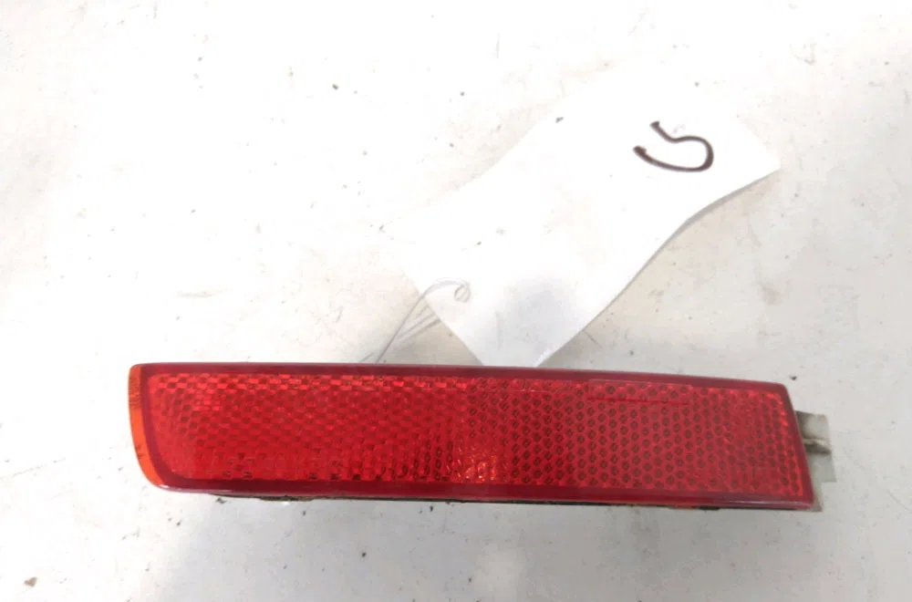 Catadioptre arg Nissan JUKE (F15) 1.5 dci (2010) 5 portes occasion — photo 2