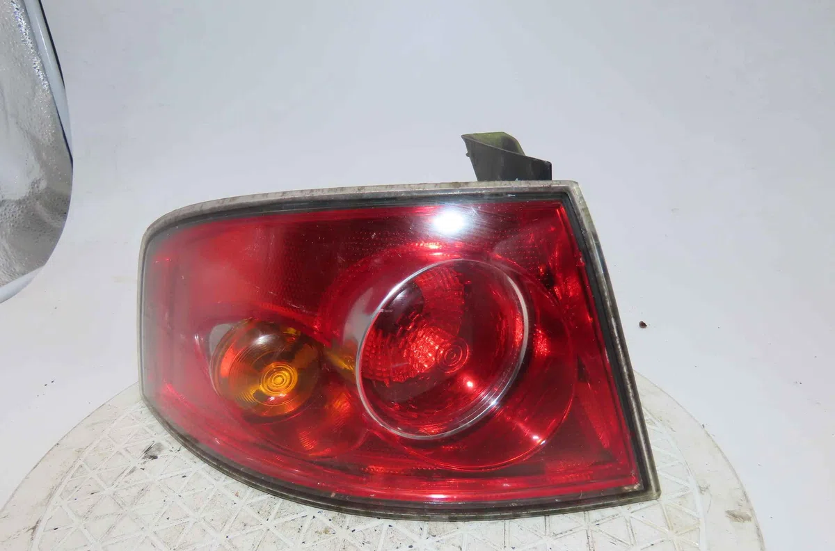 Catadioptre arg SEAT IBIZA III occasion — photo 2