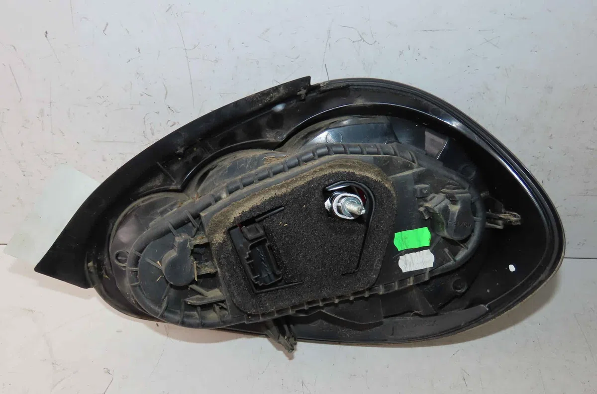 Catadioptre arg TOYOTA AYGO I occasion — photo 3