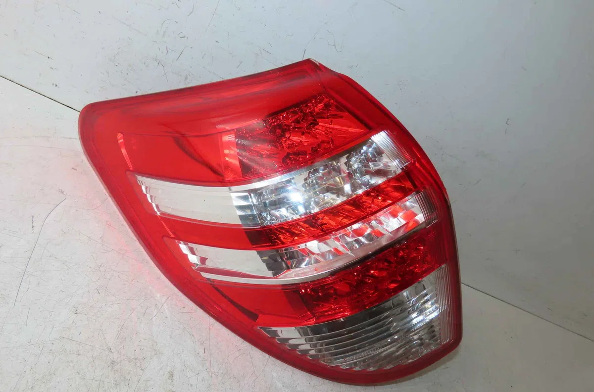 Catadioptre arg TOYOTA RAV4 III occasion — photo 4