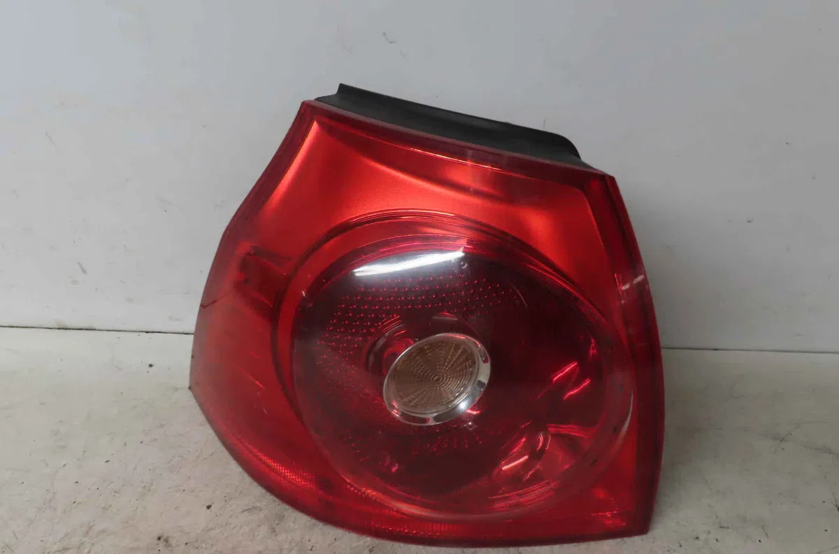 Catadioptre arg VOLKSWAGEN GOLF V occasion — photo 2