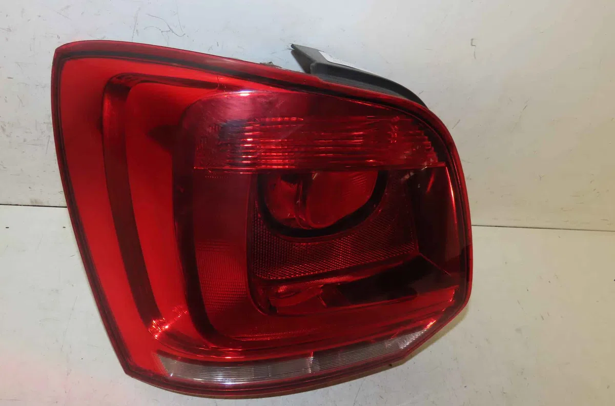 Catadioptre arg VOLKSWAGEN POLO V occasion — photo 3