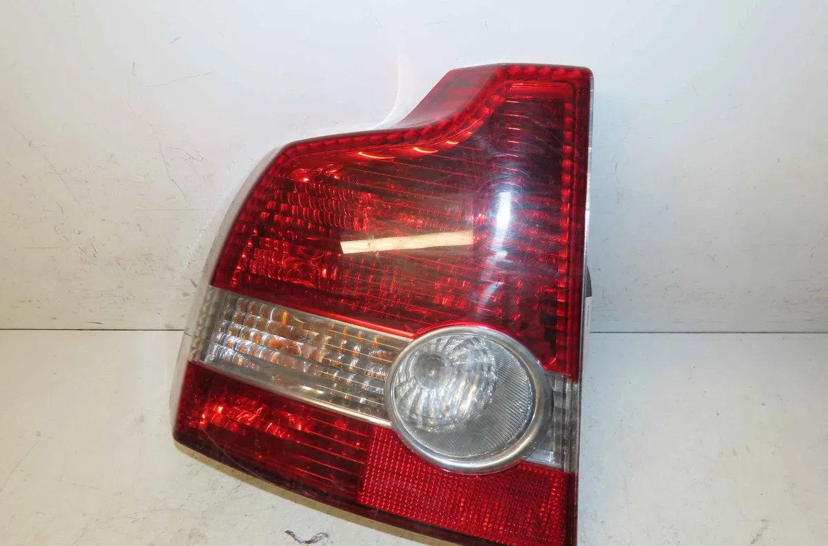 Catadioptre arg VOLVO S40 II occasion — photo 4