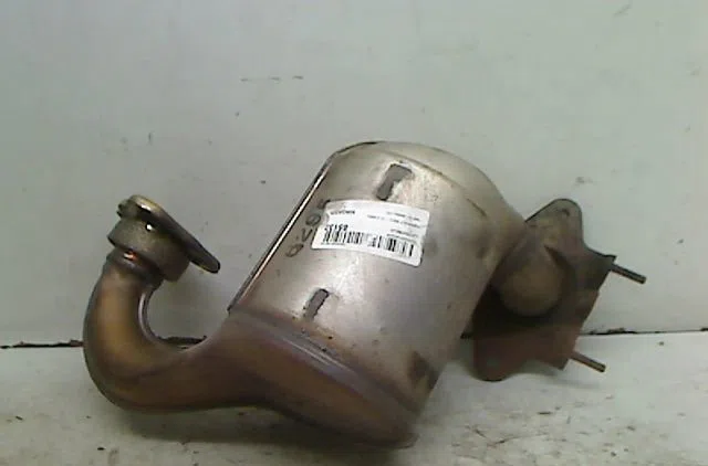 Catalyseur Renault GRAND SCÉNIC II (JM0-1_) 2.0 dci (jm1k) (2005-2008) occasion — photo 4