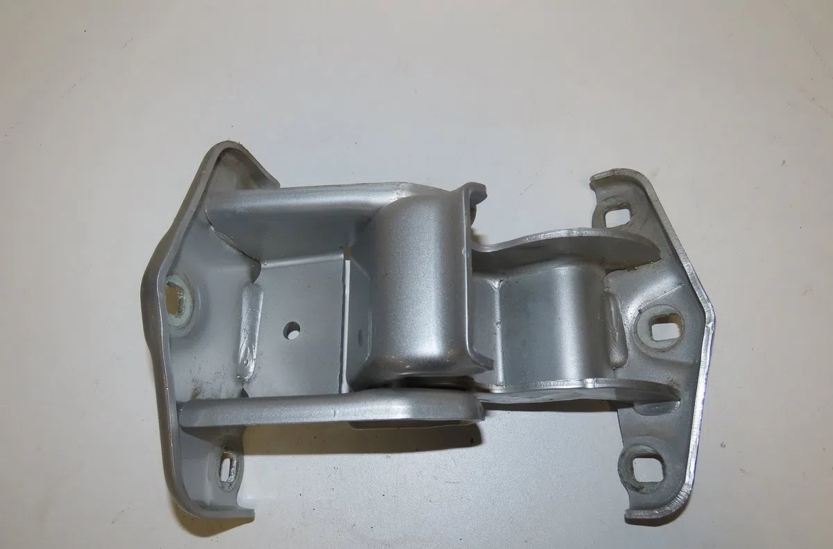 Charniere sup porte battante arg Renault TRAFIC II Camionnette (FL) 2.0 dci 115 (fl01, fl0u) (2006) occasion — photo 2