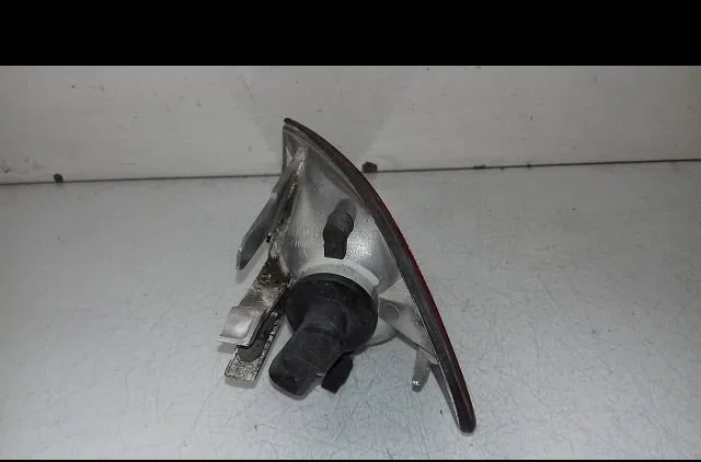 Clignotant droit Bmw 3 (E46) 320 d (1998-2001) occasion — photo 2
