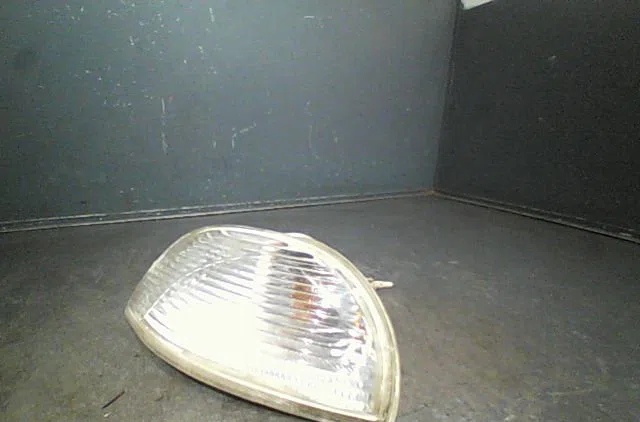 Clignotant droit FIAT SEICENTO Phase 1 03-1998--12-2008 occasion — photo 2