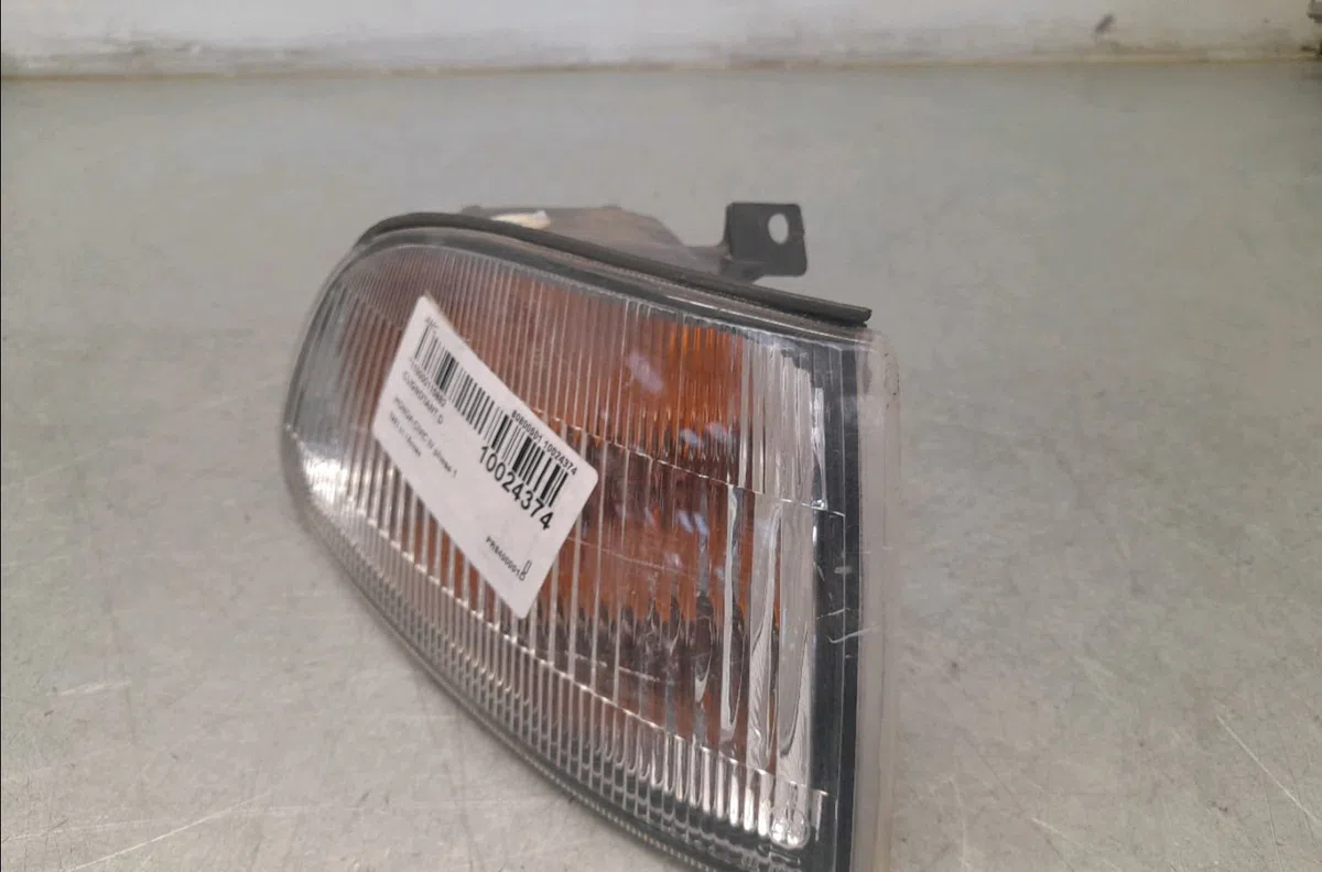 Clignotant droit HONDA CIVIC IV occasion