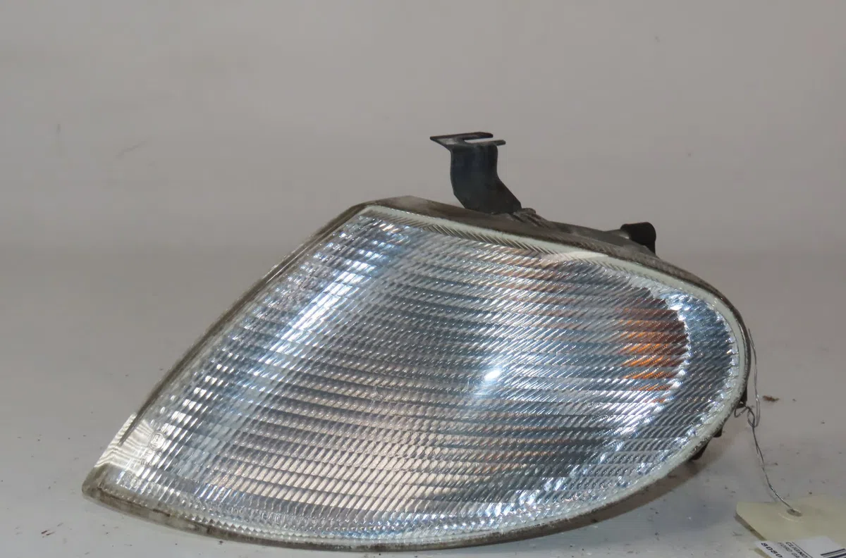 Clignotant gauche Ford GALAXY I (WGR) 2.0 i (1995-2006) occasion — photo 2
