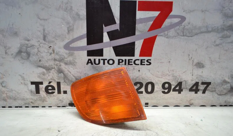 Clignotant gauche MERCEDES VITO 638 occasion — photo 2