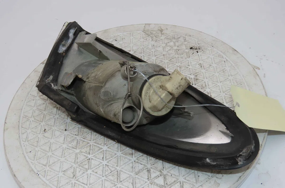 Clignotant gauche RENAULT ESPACE III occasion — photo 3