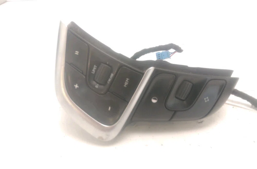 Commande autoradio Citroen C4 II (NC_) 1.6 hdi 90 (2009) 5 portes occasion