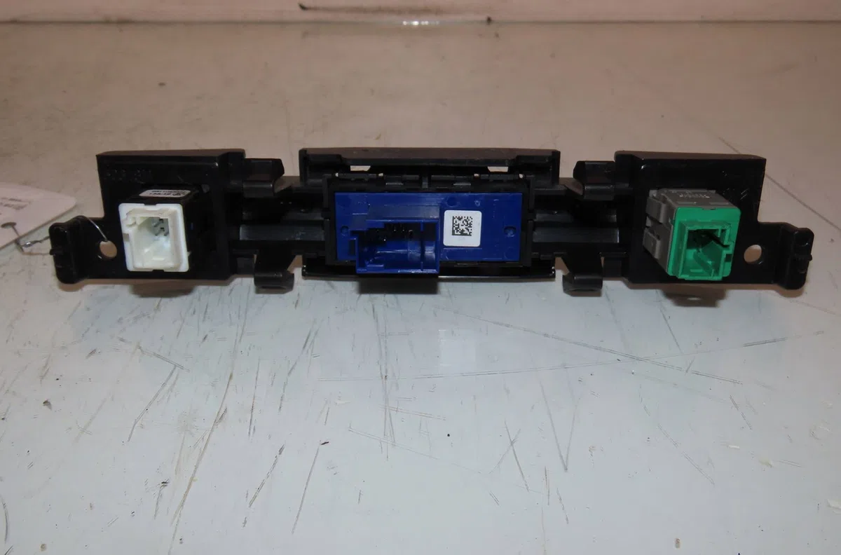 Commande autoradio Ds DS 3 (SA_) 1.6 thp 208 (2015-2019) occasion — photo 2