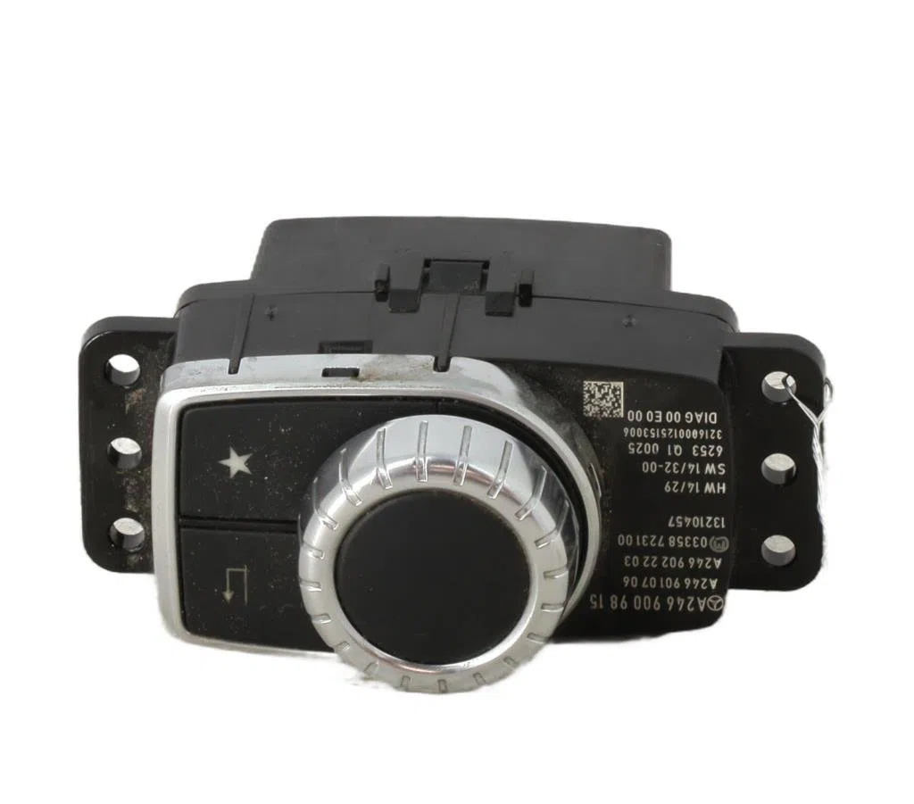Commande autoradio Mercedes-benz CLASSE A (W176) A 180 cdi - d (176.012) (2012-2018) occasion — photo 2