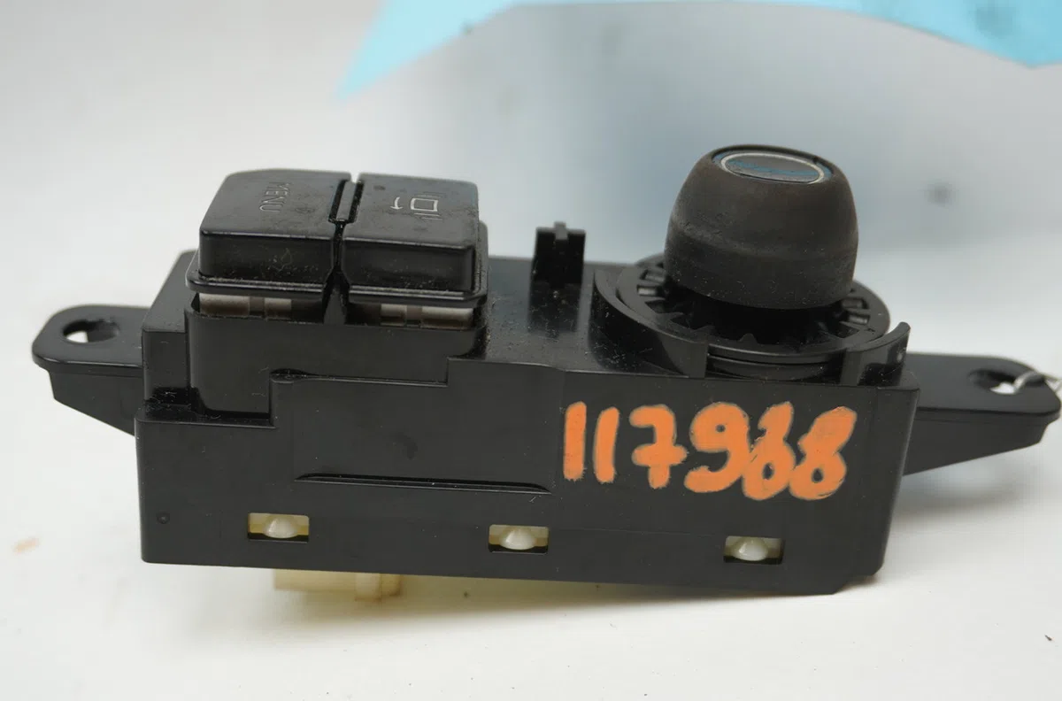 Commande autoradio Peugeot 2008 I (CU_) 1.2 vti (2013-2018) occasion — photo 2