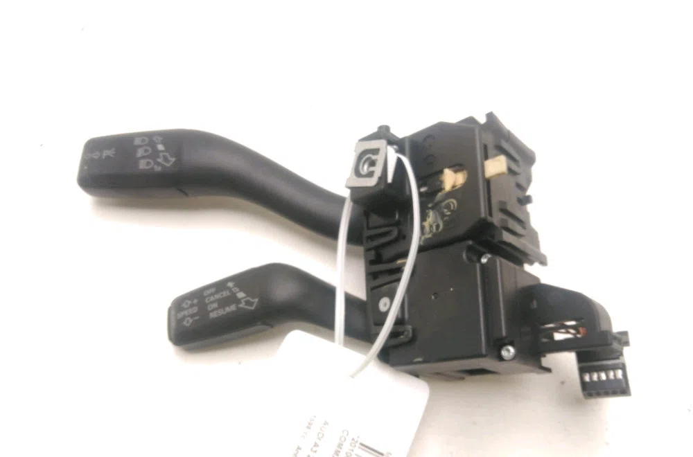 Commande clignotant Audi A3 Sportback (8PA) 1.6 tdi (2009-2013) occasion — photo 2