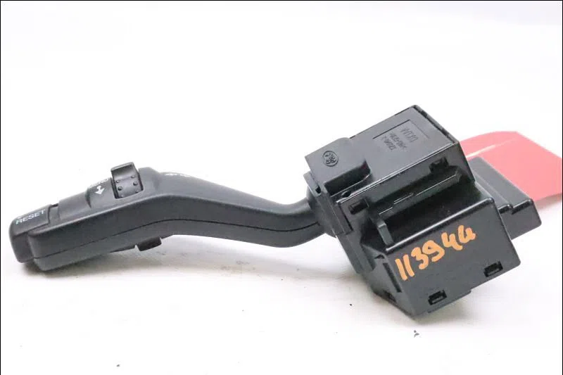 Commande clignotant Ford FOCUS C-MAX (DM2) 1.8 tdci (2005-2007) 5 portes occasion — photo 3