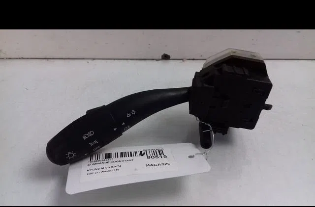 Commande clignotant Hyundai I30 (FD) 1.6 crdi (2007-2011) occasion — photo 4