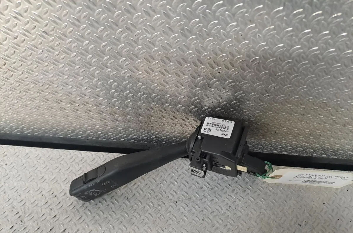 Commande clignotant Volkswagen GOLF VI (5K1) 1.6 tdi (2009-2012) 5 portes occasion — photo 2