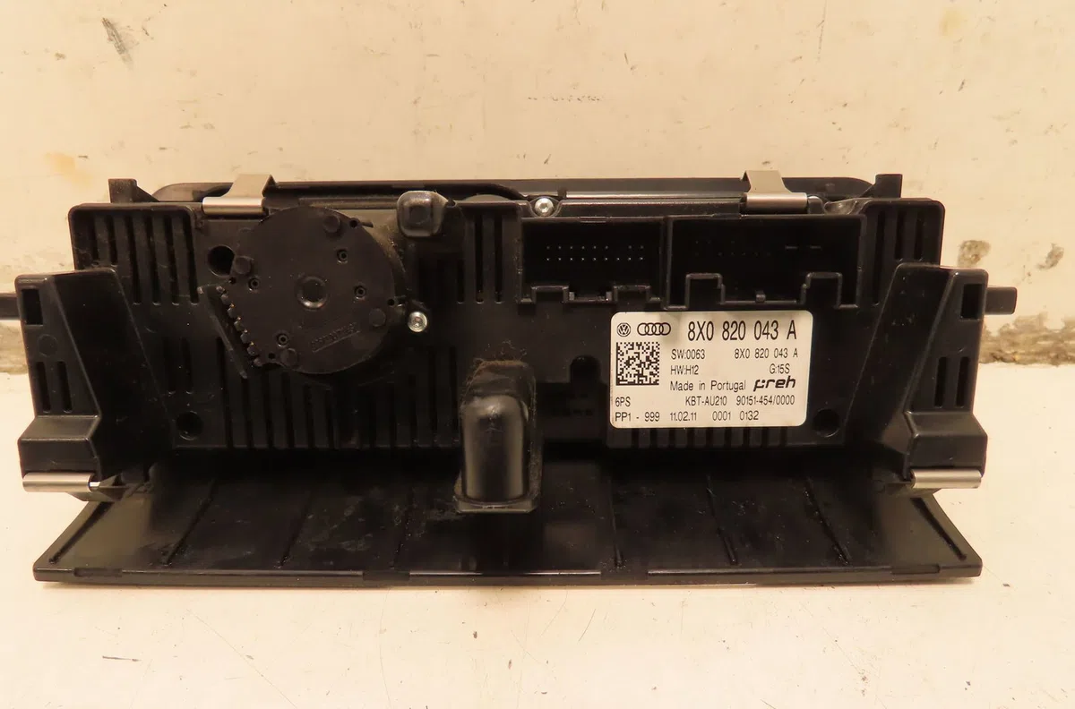 Commande de chauffage Audi A1 (8X1, 8XK) 1.6 tdi (2011-2015) 3 portes occasion — photo 2