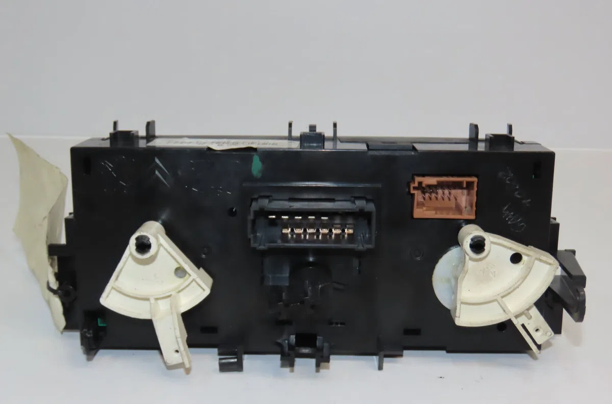 Commande de chauffage Citroen C3 II (SC_) 1.0 vti 68 (2012) 5 portes occasion