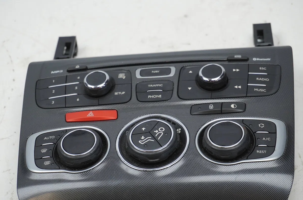Commande de chauffage Citroen C4 II (NC_) 1.6 hdi 110 (2009) 5 portes occasion — photo 4