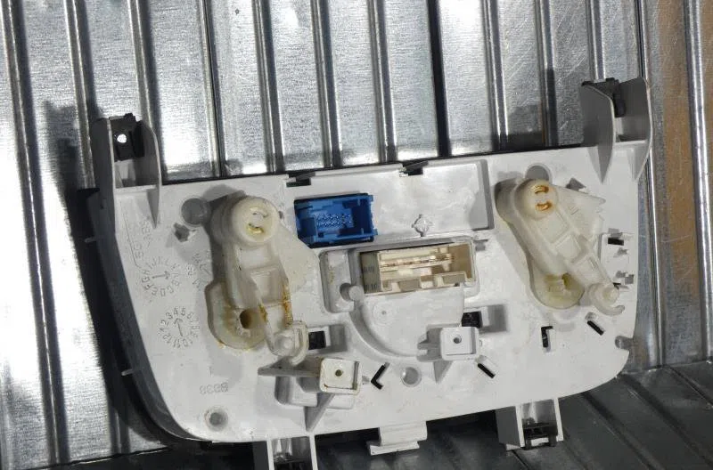 Commande de chauffage FIAT GRANDE PUNTO occasion — photo 2