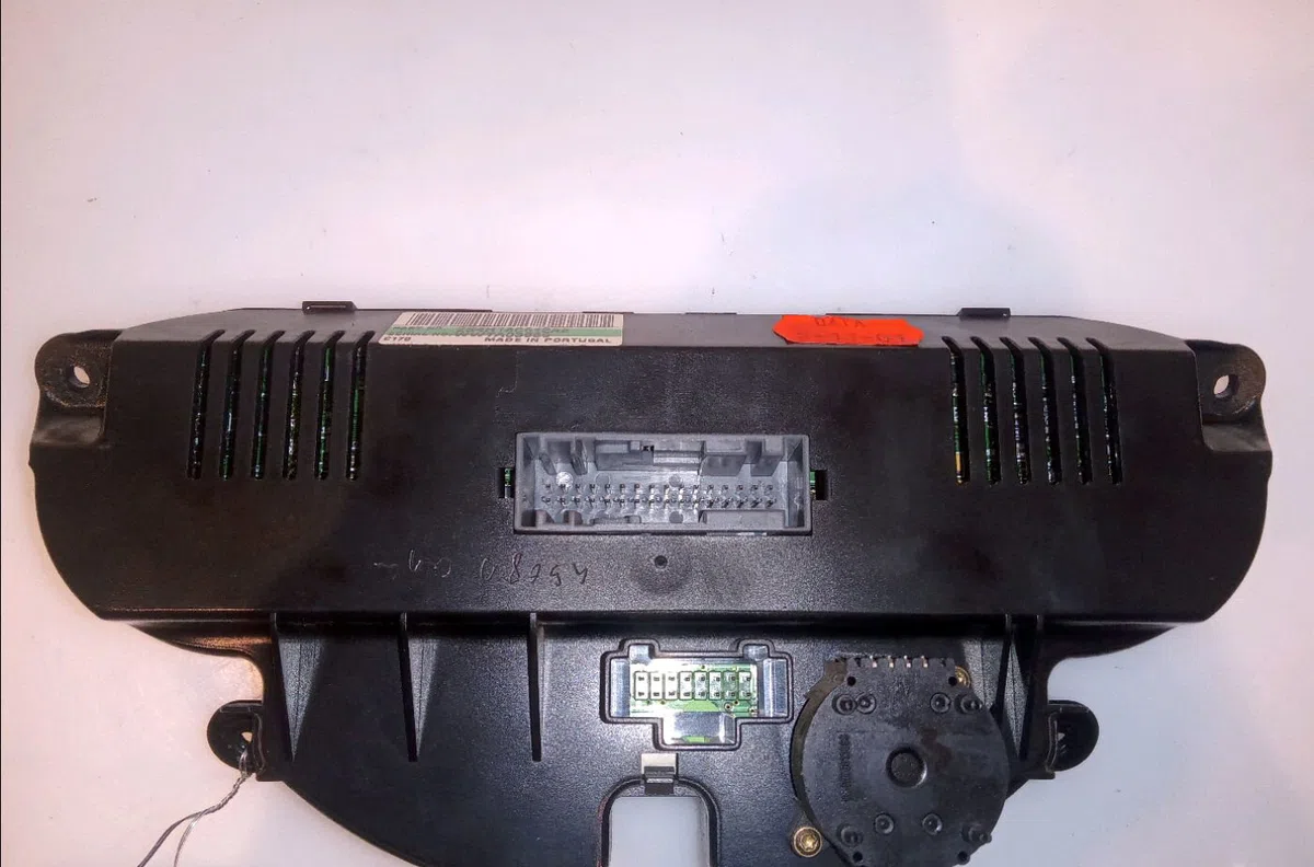 Commande de chauffage Ford FOCUS I (DAW, DBW) 1.8 turbo di - tddi (1998-2004) occasion — photo 2