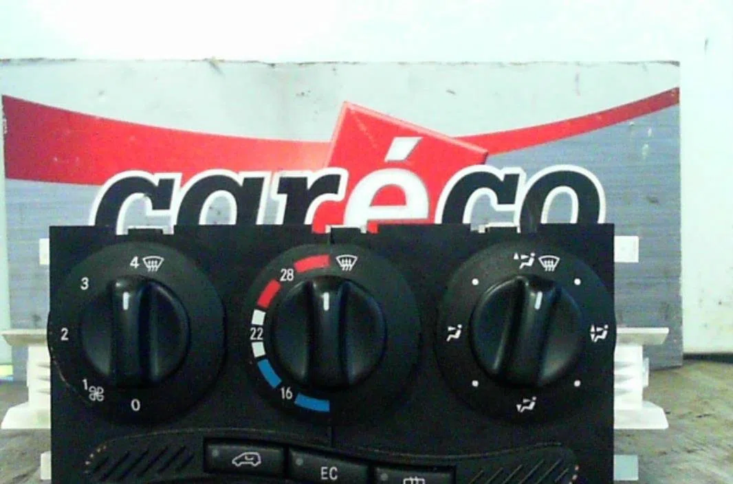 Commande de chauffage MERCEDES CLASSE A 168  CLASSE A 168 PHASE 1 occasion — photo 2