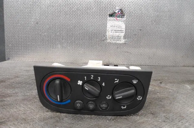 Commande de chauffage Opel COMBO Camionnette-Monospace 1.3 cdti 16v (2005-2012) occasion — photo 2