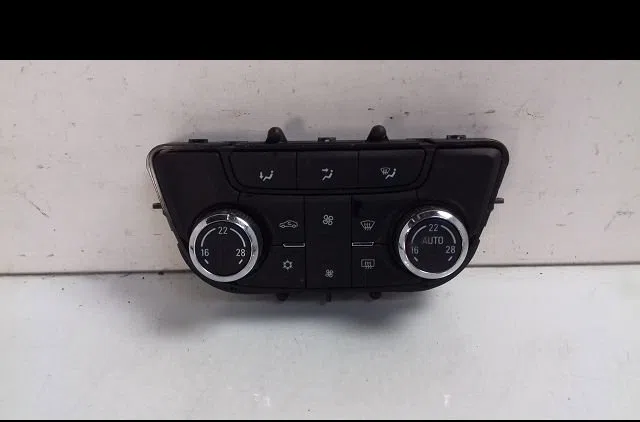 Commande de chauffage Opel ZAFIRA TOURER C (P12) 1.6 cdti (75) (2013) occasion — photo 3