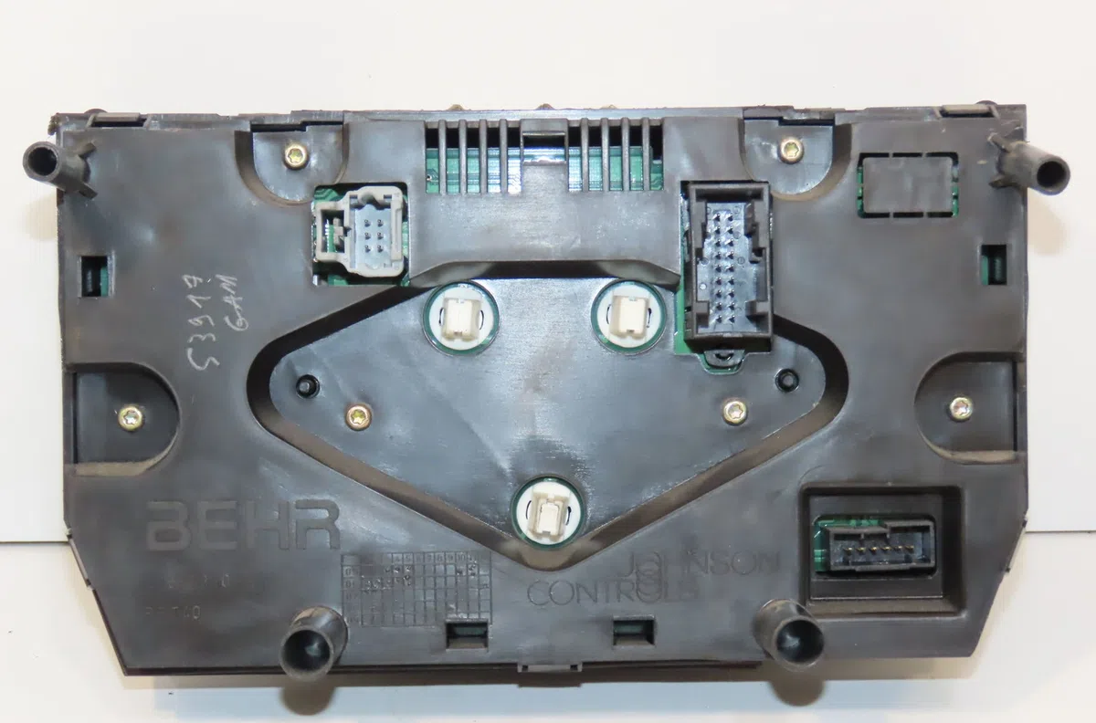 Commande de chauffage Peugeot 206 3-5 portes (2A-C) 1.6 16v (2000-2009) occasion — photo 2